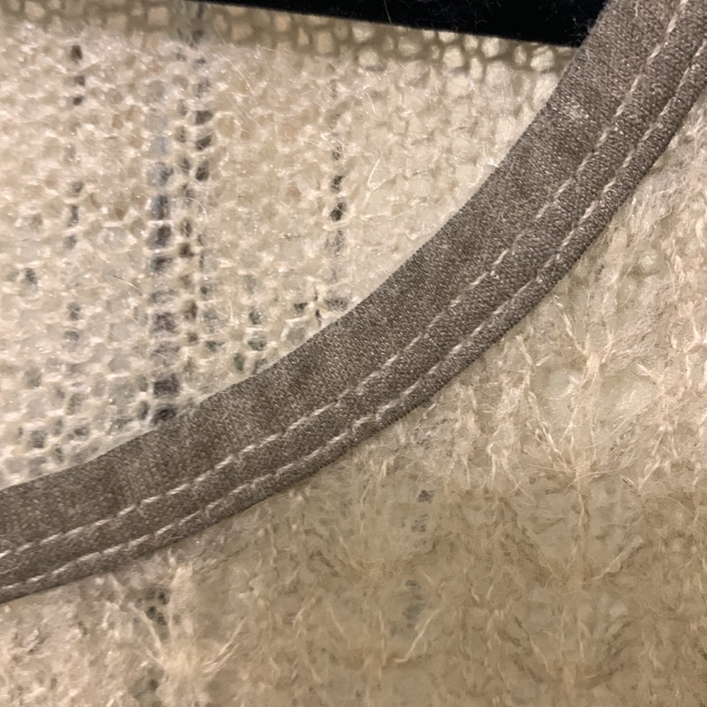EUC Via Veneto Gorgeous Mohair Dream Moda Sweater Ruffled Lace Detail L/XL - Picture 5 of 8
